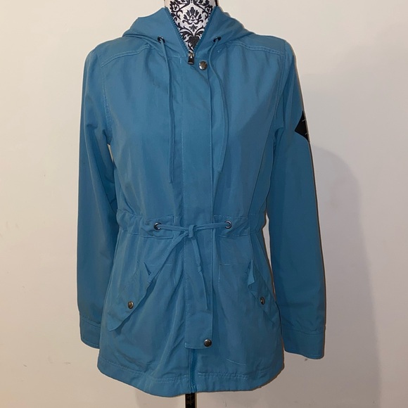 The North Face Women's Blue Lightweight Packable Jacket Size Small - Picture 1 of 12